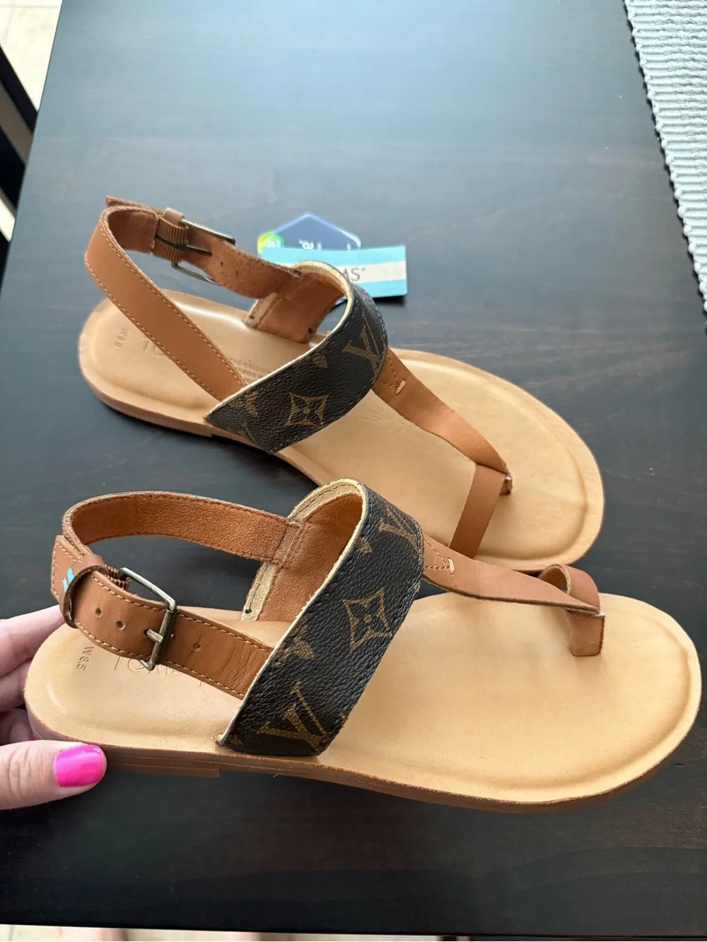 Boutique made Louis Vuitton Designer-Style T-Strap Sandals